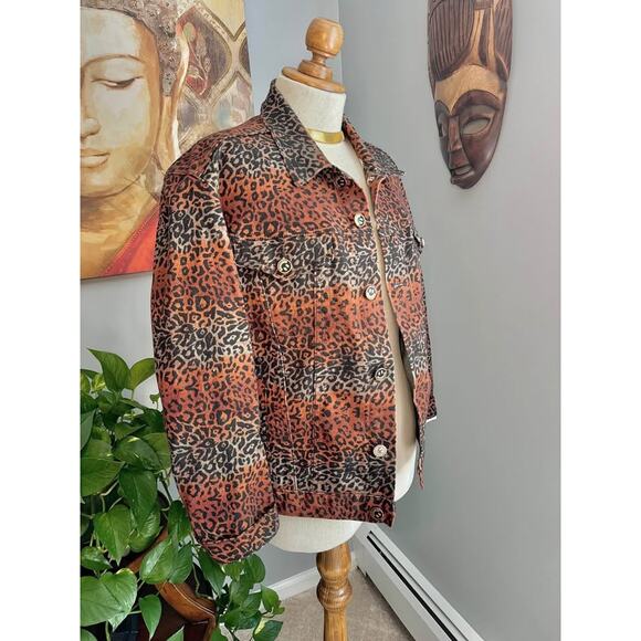 BruceGlen Linear Leopard Jean Jacket - Picture 6 of 9